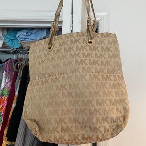 Michael Kors tote